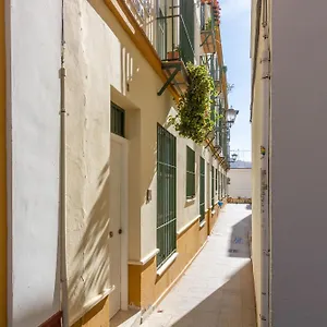 Bordador Courtyard By Valcambre Apartment