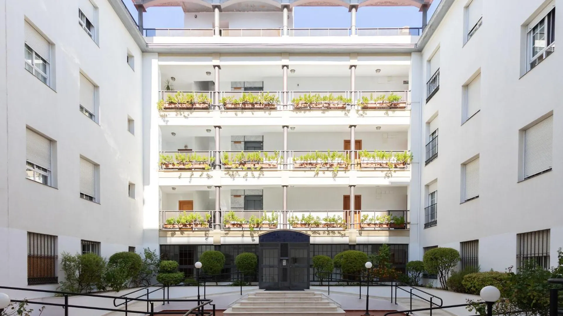 San Jacinto Triana Deluxe By Valcambre location